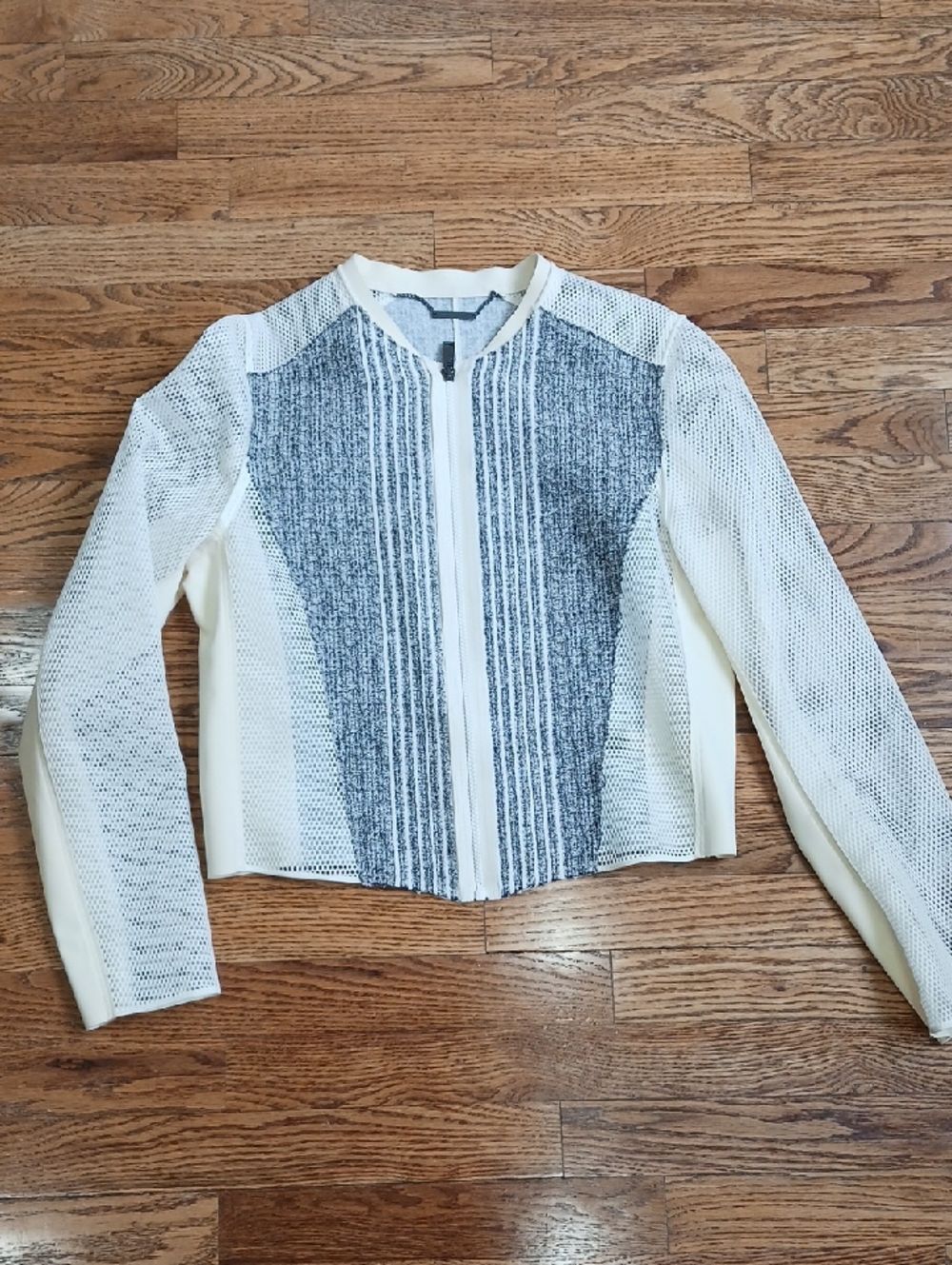 Elie Tahari Cream and Gray Textured Zip-Front Blazer Womans Sz 10